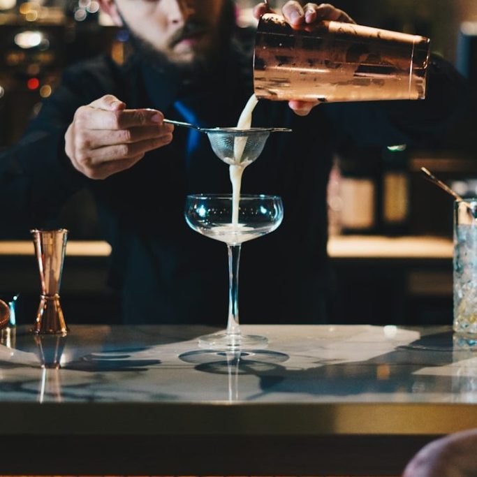 Alimentos y bebidas